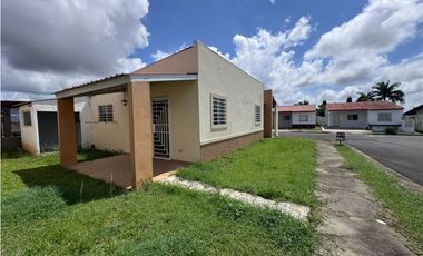 VENDO CASA RESIDENCIAL LA CHORRERA ARBOLEDAS LOS OLIVOS