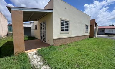 VENDO CASA RESIDENCIAL LA CHORRERA ARBOLEDAS LOS OLIVOS