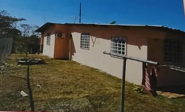 Se Vende propiedad en Aguadulce (AP)