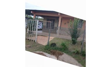 Se Vende propiedad en Aguadulce (AP)