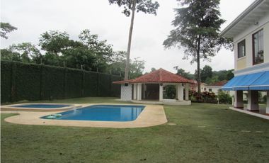 Camino de Cruces - Casa en Alquiler o Venta