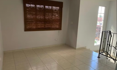 Villa Lucre - Casa en Venta con Amplio Terreno