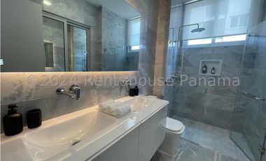 Apartamento en Venta en Santa Maria. 26-5407.