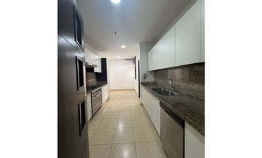 VENTA – AMPLIO APARTAMENTO EN PH PARQUE DEL MAR I, COSTA DEL ESTE
