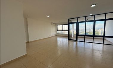 VENTA – AMPLIO APARTAMENTO EN PH PARQUE DEL MAR I, COSTA DEL ESTE