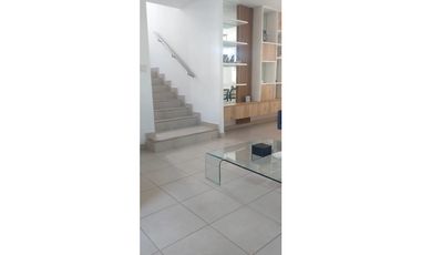 Venta de Casa en PH Aventura, Brisas del Golf, Sector Paseo del Norte