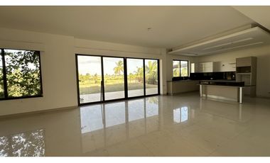 VENTA DE CASA EN SAN CARLOS- VISTA MAR GOLF VILLAGE-899 m2