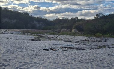 Vendo Finca de 36 Hectáreas con Vista al Mar