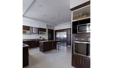 Venta de Apartamento en Costa del Este (Vista al Mar)