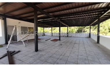 Apartamento en Venta en Bajo Boquete. 26-5310.
