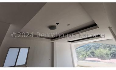 Apartamento en Venta en Bajo Boquete. 26-5310.