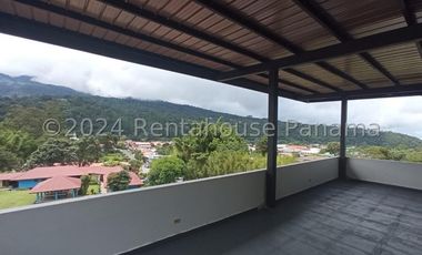 Apartamento en Venta en Bajo Boquete. 26-5310.