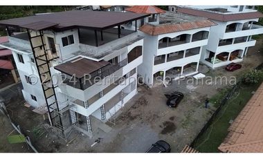 Apartamento en Venta en Bajo Boquete. 26-5310.