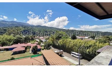 Apartamento en Venta en Bajo Boquete. 26-5310.