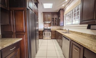 Venta de casa vacia en Clayton, Ancón
