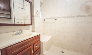 Venta de casa vacia en Clayton, Ancón