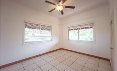 Venta de casa vacia en Clayton, Ancón