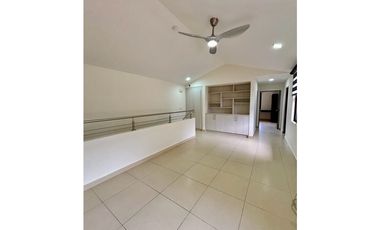 Venta/Alquiler Casa con paneles solar en River Valley Panamá Pacífico