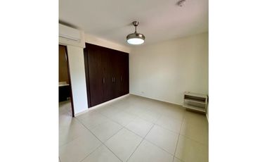Venta/Alquiler Casa con paneles solar en River Valley Panamá Pacífico