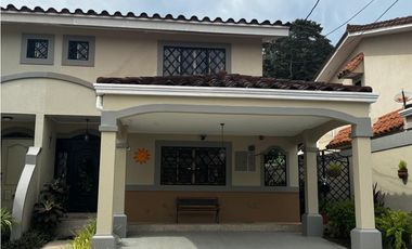 Casa en Ville di Firenze a la venta