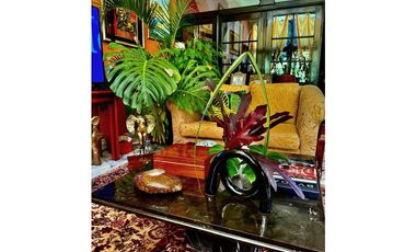 Se Vende mansión ubicada en Vía Cincuentenario, San Francisco (MS)