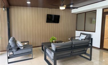 Se Vende casa en Calle 50, Comercial o Vivienda (LG)