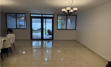 Se Vende casa en Calle 50, Comercial o Vivienda (LG)