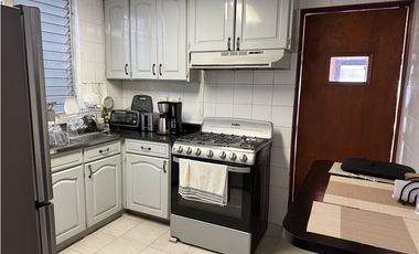 Se Vende casa en Calle 50, Comercial o Vivienda (LG)