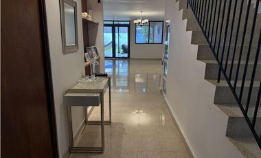 Se Vende casa en Calle 50, Comercial o Vivienda (LG)