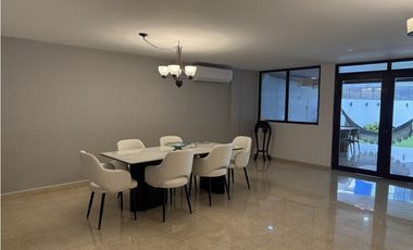 Se Vende casa en Calle 50, Comercial o Vivienda (LG)