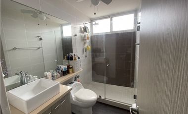 VENDO O ALQUILO APARTAMENTO PH PORTOALEGRE