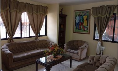 Casa en Venta – Villa Lucre