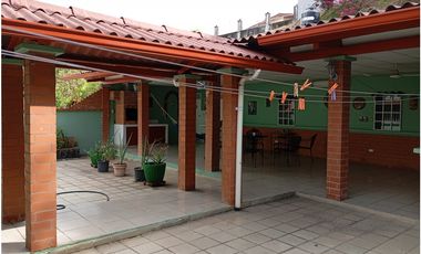 Casa en Venta – Villa Lucre
