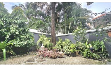 Se Vende casa remodelada ubicada en Costa Sur (LG)