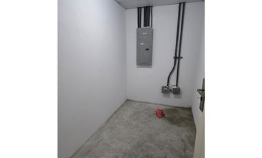 ALQUILO LOCAL COMERCIAL EN PH ILO, PARQUE LEFEVRE