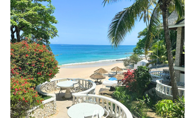 Venta de hotel frente al mar en Isla Contadora