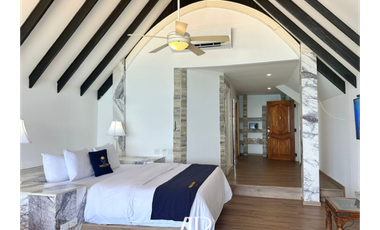 Venta de hotel frente al mar en Isla Contadora