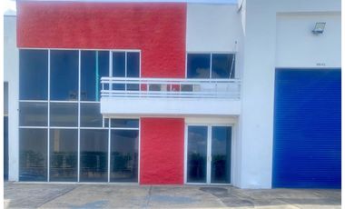 VENDO/ALQUILO OFIBODEGAS 551.33 m2 - PARQUE INDUSTRIAL DE LAS AMÉRICAS