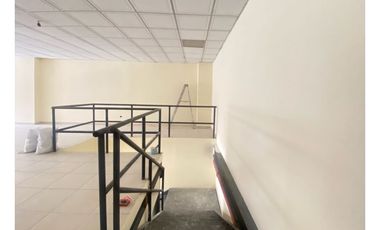 VENDO/ALQUILO OFIBODEGAS 551.33 m2 - PARQUE INDUSTRIAL DE LAS AMÉRICAS
