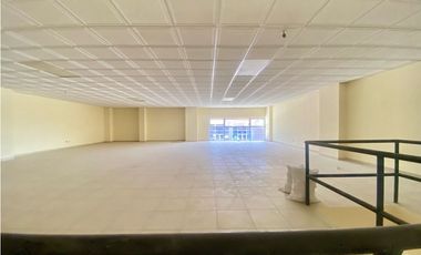 VENDO/ALQUILO OFIBODEGAS 551.33 m2 - PARQUE INDUSTRIAL DE LAS AMÉRICAS