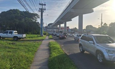 Se vende Terreno Comercial Ave. Domingo Díaz
