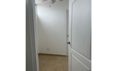 Alquiler de Apartamento Amoblado en PH South Beach – Marbella