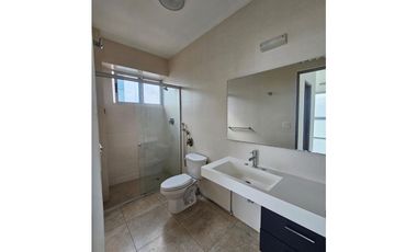 Bello apartamento en PH H2O on the Ocean