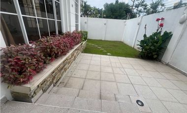 Casa en Albrook Barrio residencial Disponible para Alquiler y Venta