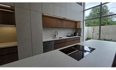 Oceana Residences and Sky Homes Town homes   dos niveles