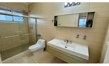 ALQUILER DE APARTAMENTO AVENIDA BALBOA PH WATERS