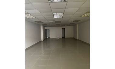 LOCAL DE 97 MTS2 EN PLAZA REGENCY 177