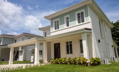 Venta Casa en Bijao, Residencial Veranera