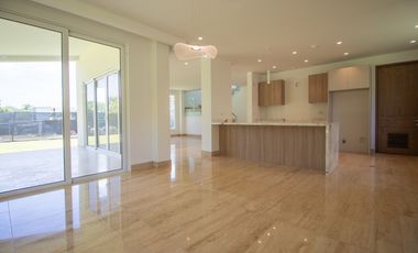 Venta Casa en Bijao, Residencial Veranera