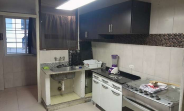 SE VENDE EDIFICIO COMPLETO EN VA ARGENTINA